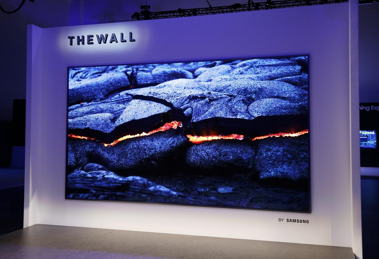 More information about "Samsung The Wall - Modular MicroLED τηλεόραση 146 ιντσών"